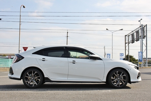 FK7 シビック ハッチバック HKS 車高調 で ローダウン。 | 鈴鹿店